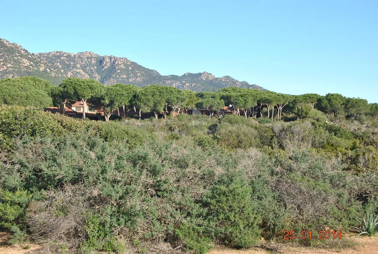 Una Pineta Sul Mare A Due Passi Dal Forte Village Santa Margherita di Pula 0*,